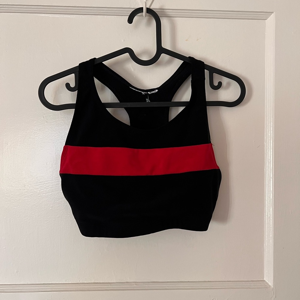 90s style crop or sports bra